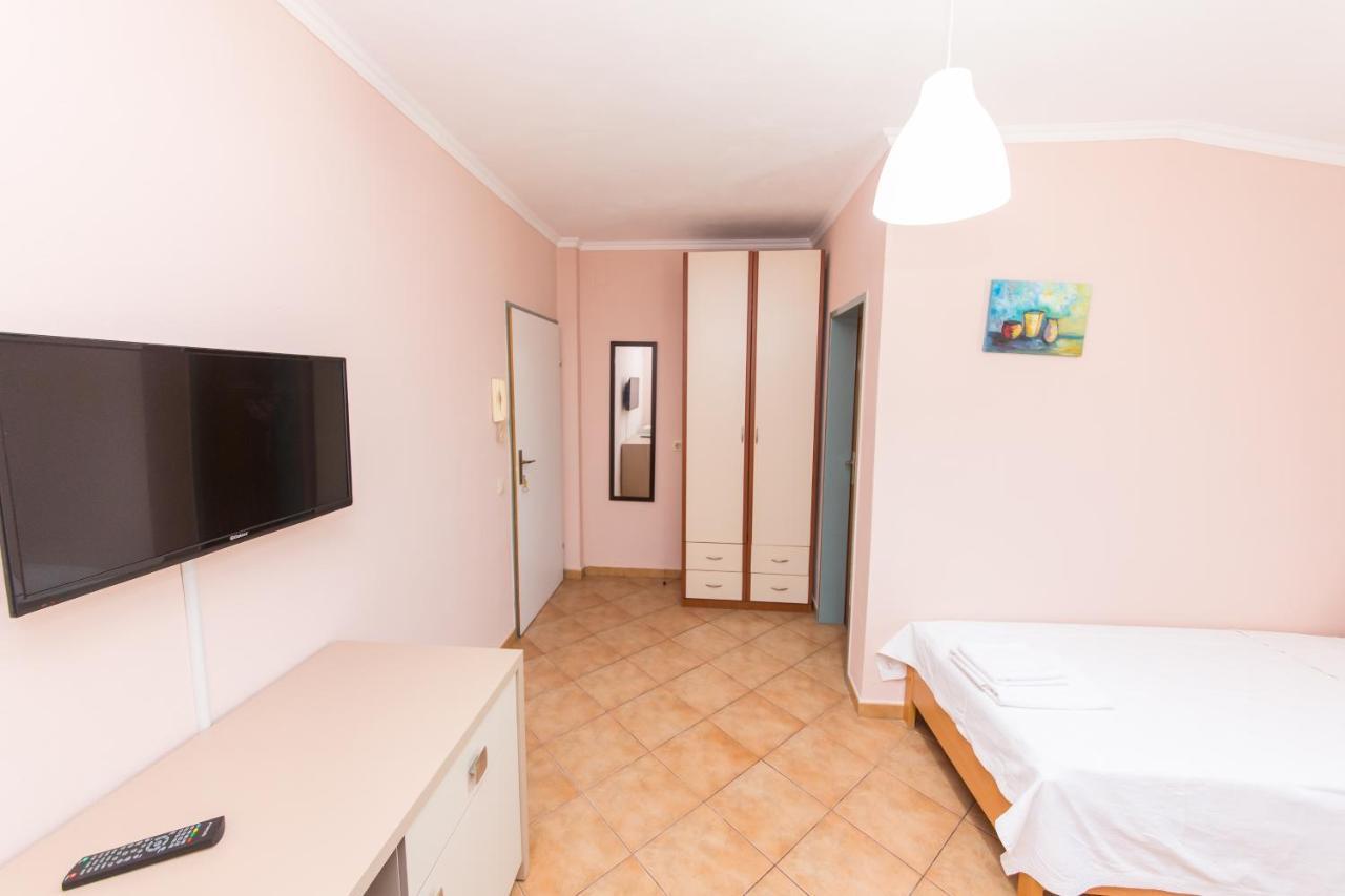 Hotel Heritage Tirana Exterior photo